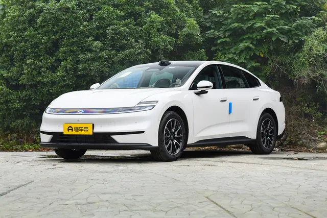 Changan Qiyuan A06 2026 — купить из Китая под заказ