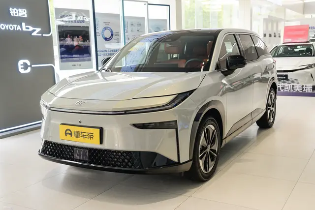 Toyota bZ3X 2026 — купить из Китая под заказ