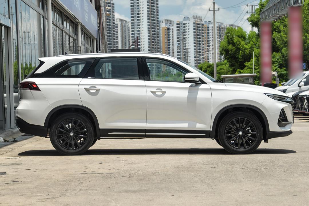 Changan CS75 2026, фото 8