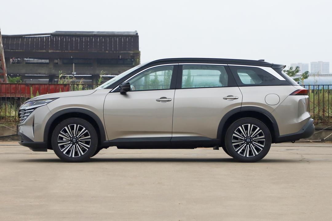 Nissan Pathfinder 2026, фото 4
