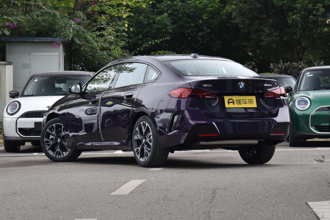 BMW 2 Series 2026, фото 5