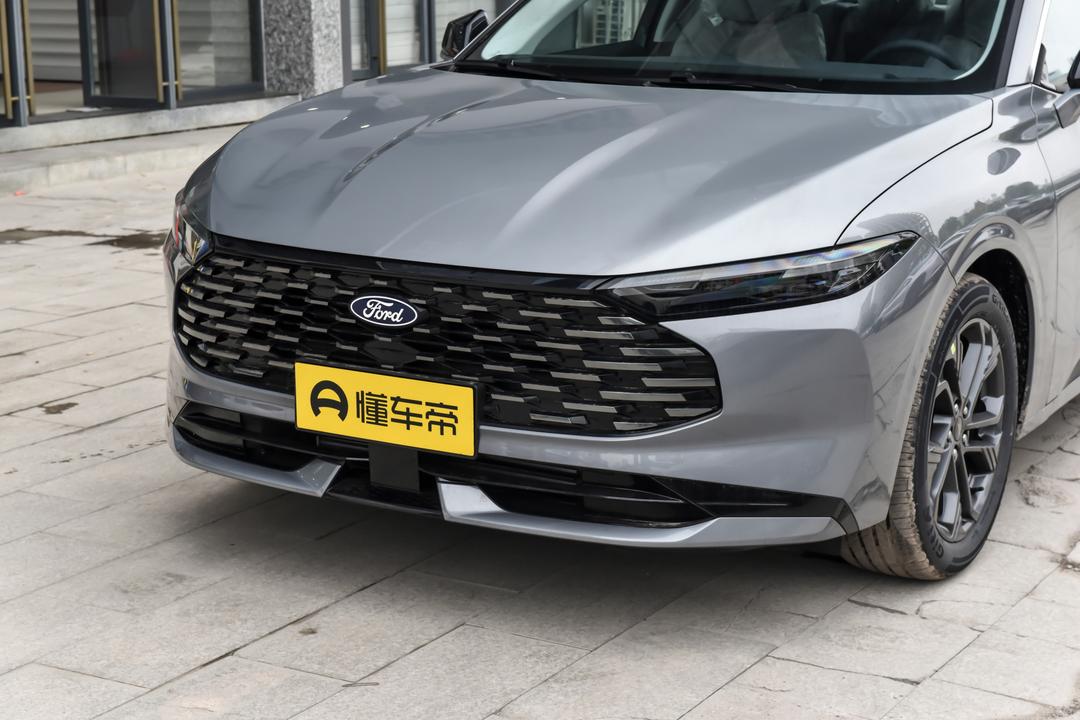 Ford Mondeo 2026, фото 9
