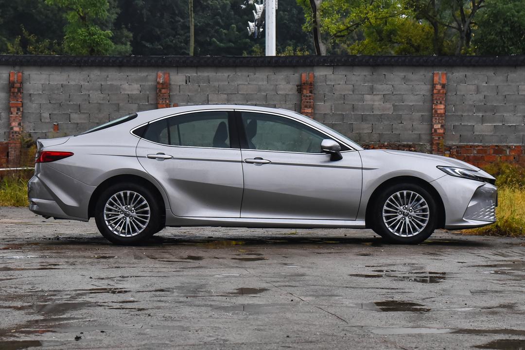 Toyota Camry 2026, фото 8