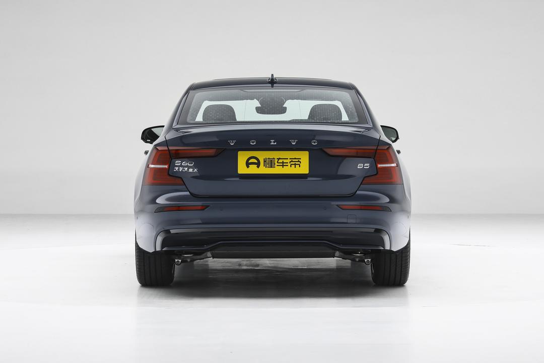 Volvo S60 2026, фото 6