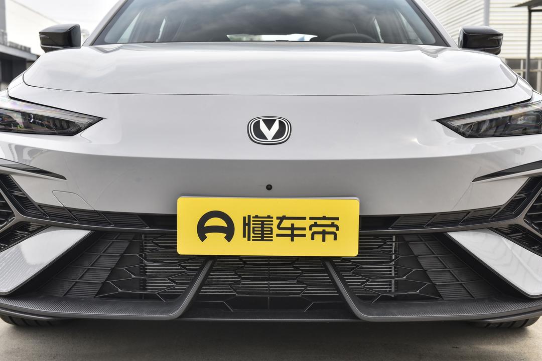 Changan UNI-V 2026, фото 10