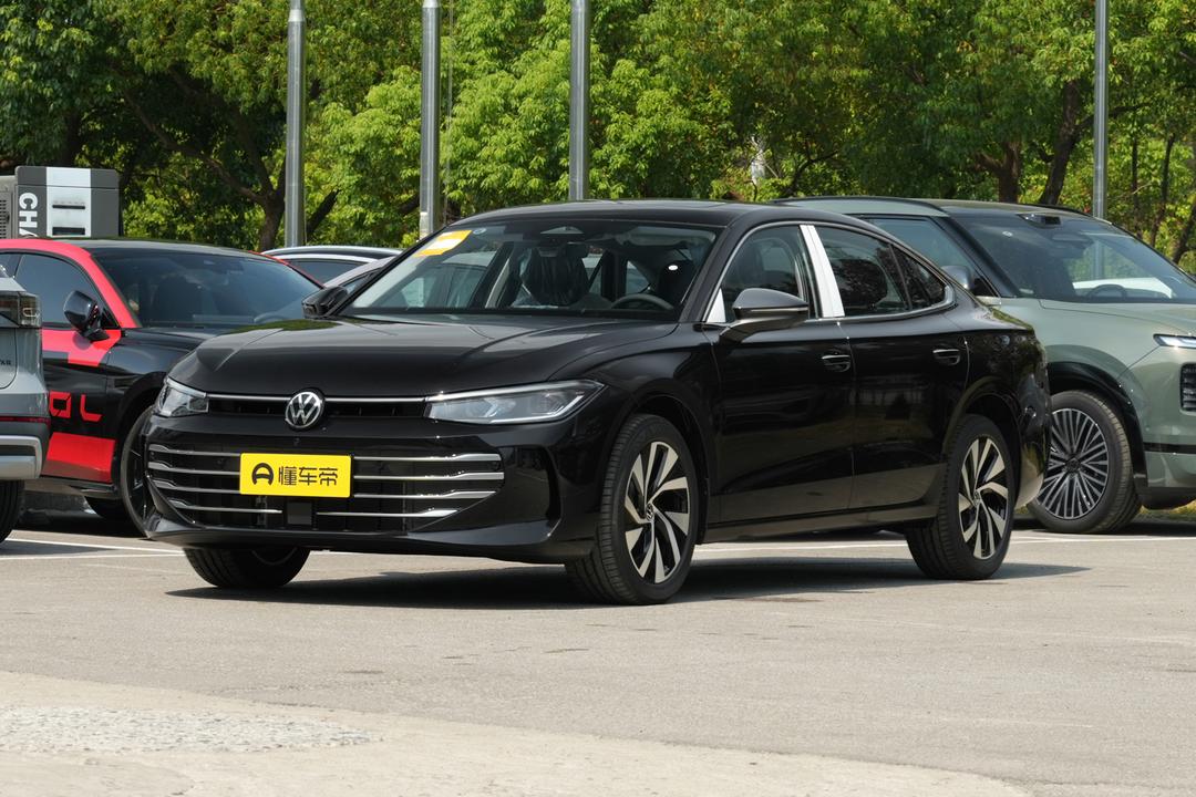 Volkswagen Passat 2026, фото 1