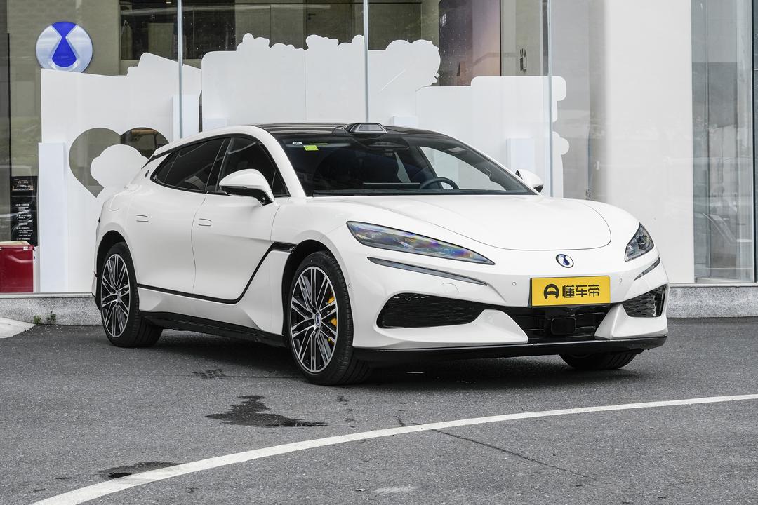 Denza Z9GT EV 2026, фото 3