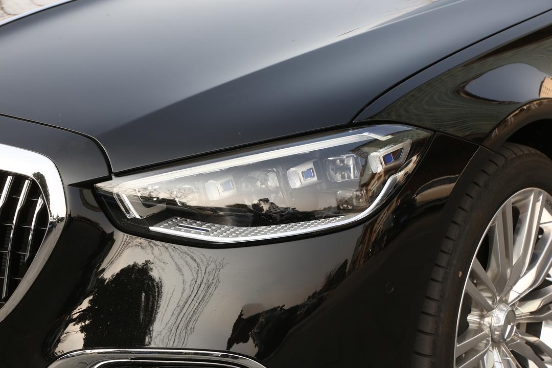 Mercedes-Benz Maybach S-Class 2026, фото 13
