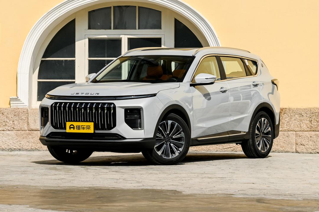 Jetour X70 PLUS 2026, фото 1