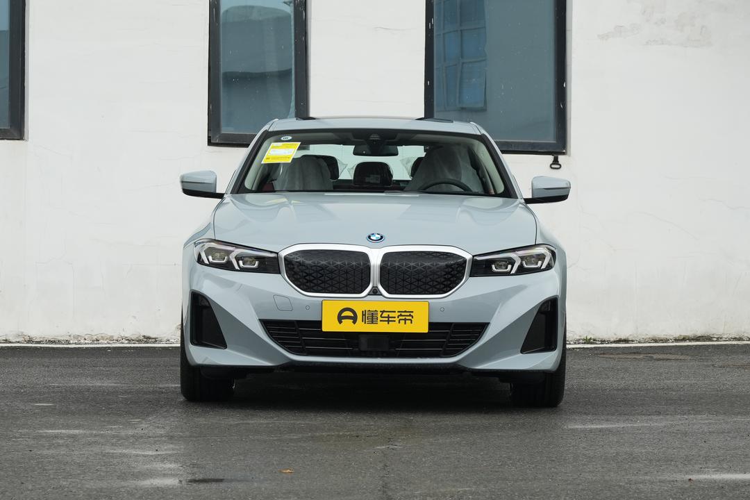 BMW i3 2026, фото 2
