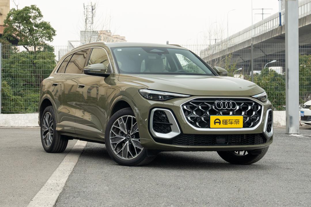 Audi Q5L 2026, фото 3