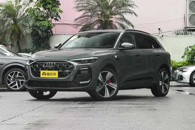 Audi Q5L 2026 — купить из Китая под заказ