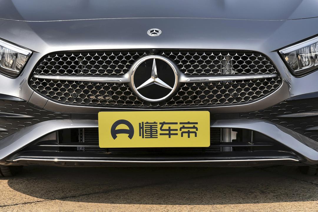Mercedes-Benz A-Class 2026, фото 10