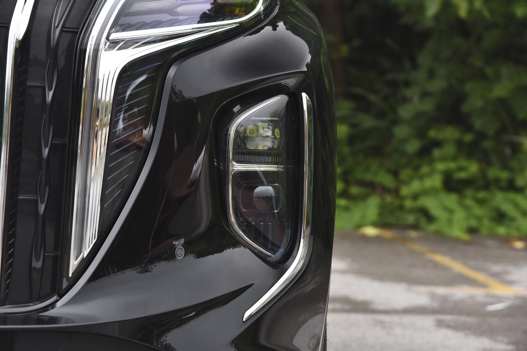 Hongqi HS7 PHEV 2026, фото 11