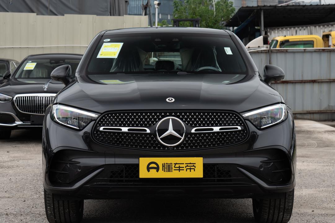 Mercedes-Benz GLC Coupe 2026, фото 12