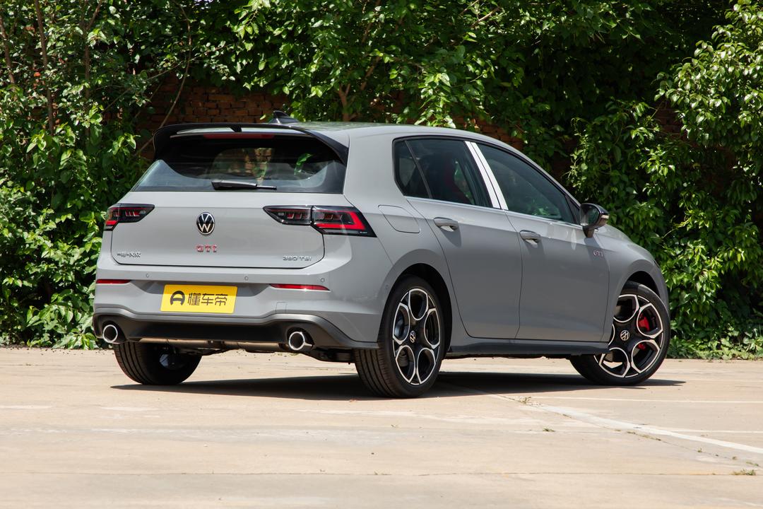 Volkswagen Golf GTI 2026, фото 7