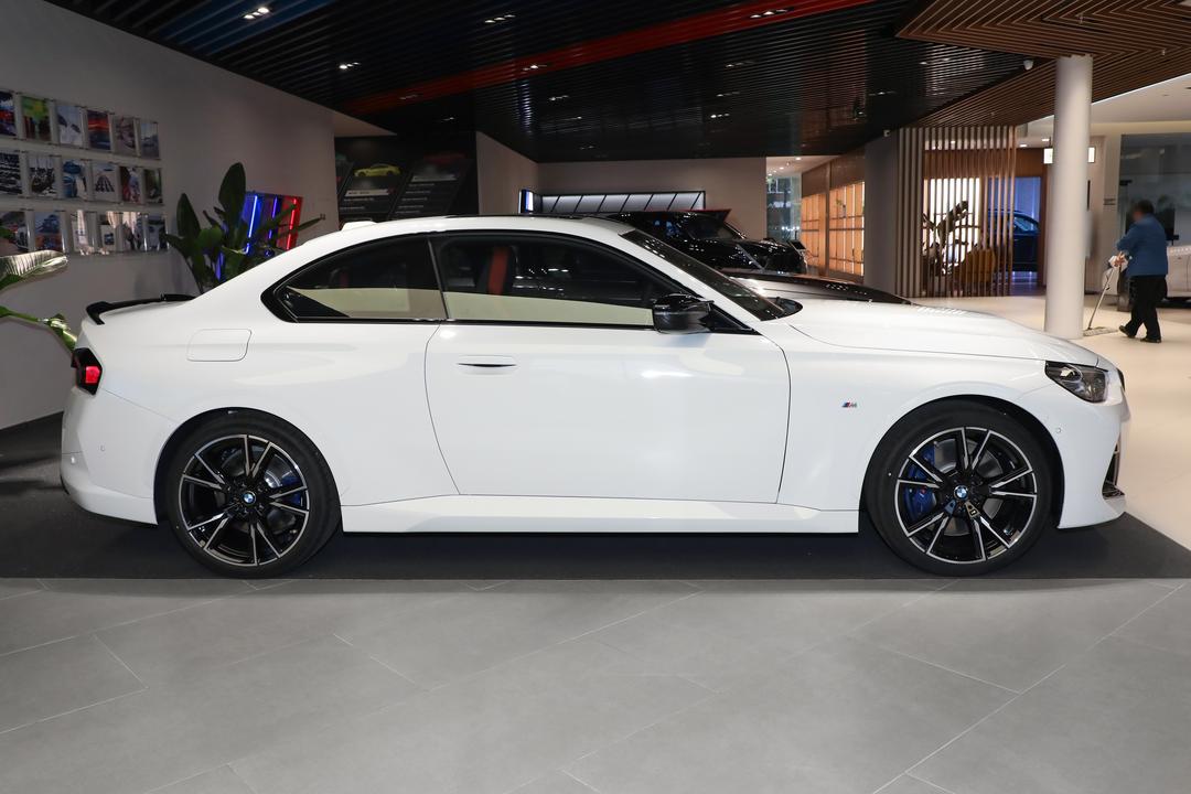 BMW 2 Series 2026, фото 8