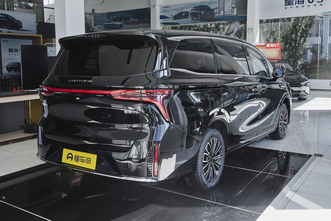 Dongfeng Starlight V9 2026, фото 7