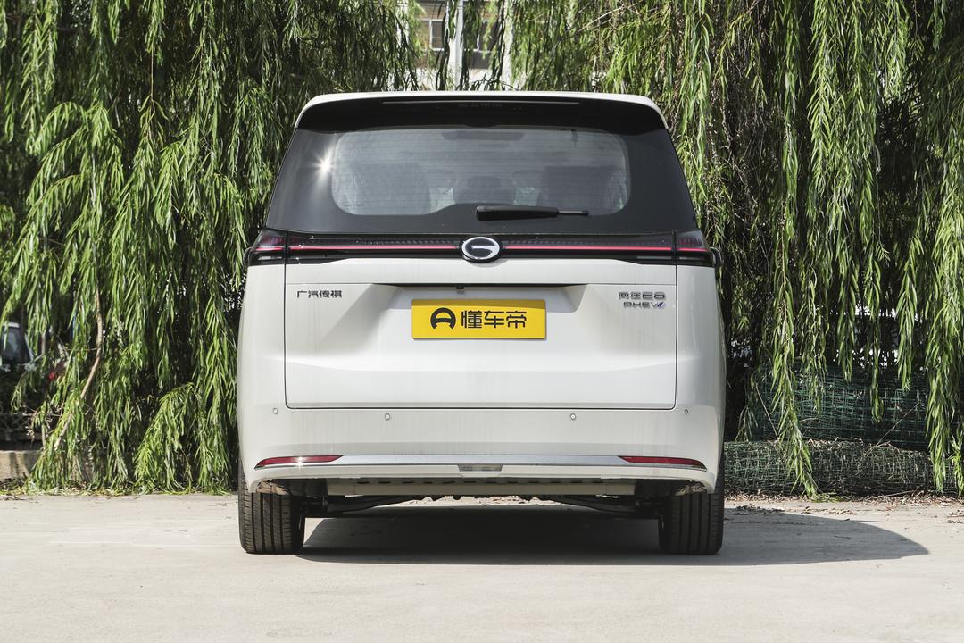 GAC E8 PHEV 2026, фото 6