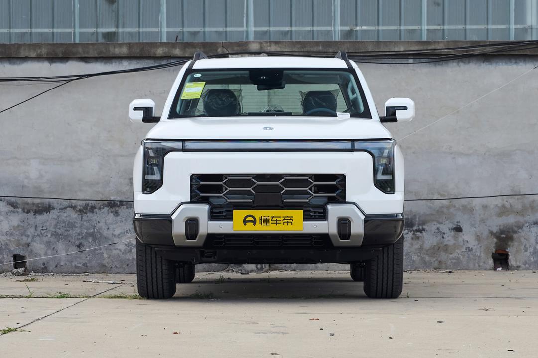 Dongfeng Zhengzhou Z9 GE PHEV 2026, фото 2
