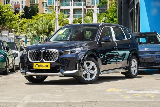 BMW iX1 2026 — купить из Китая под заказ