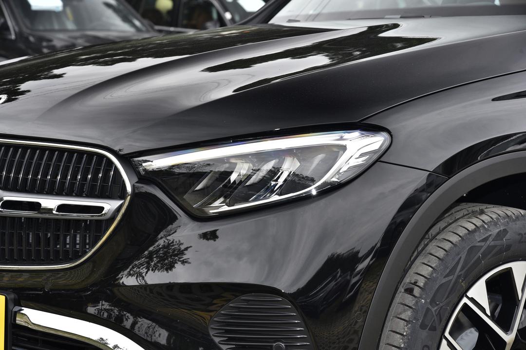 Mercedes-Benz GLC-Class 2026, фото 13