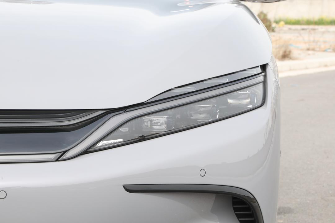 BYD Han DM 2026, фото 11