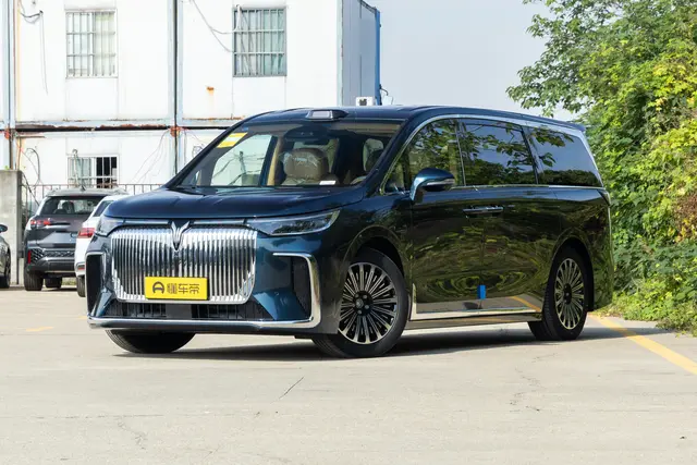 Voyah Dream EV 2026 — купить из Китая под заказ