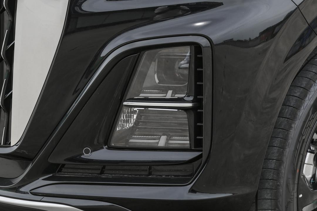 Hongqi HS3 PHEV 2026, фото 13