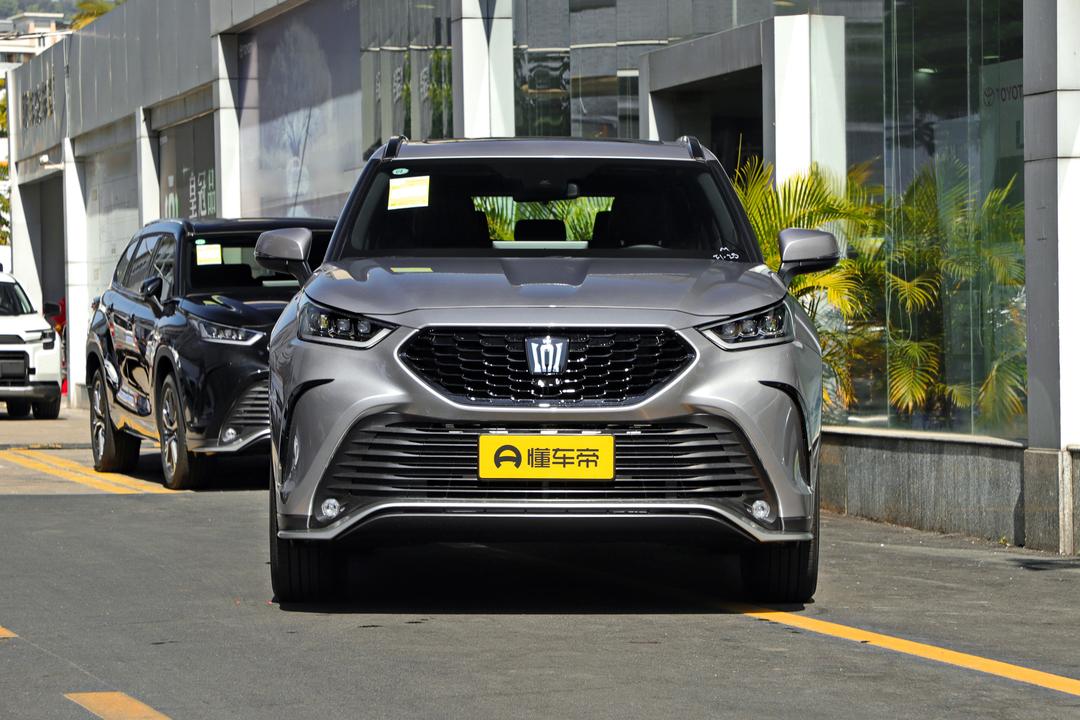 Toyota Crown Kluger 2026, фото 2