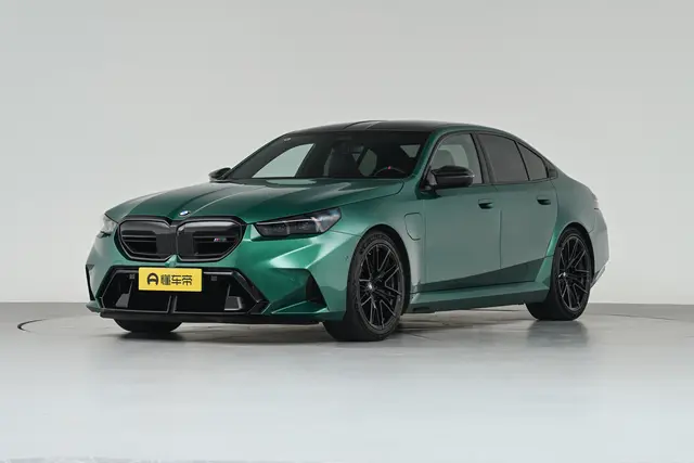BMW M5 PHEV 2026 — купить из Китая под заказ