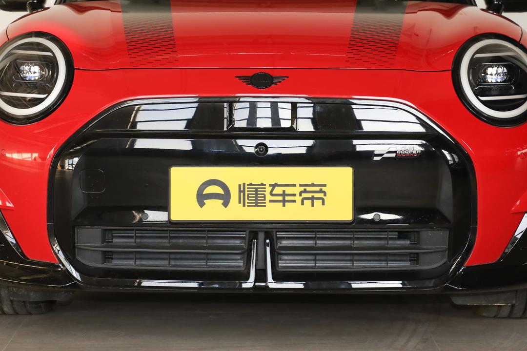 MINI JCW EV 2026, фото 10