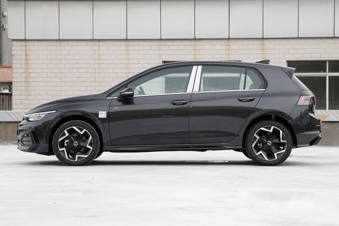 Volkswagen Golf 2026, фото 4