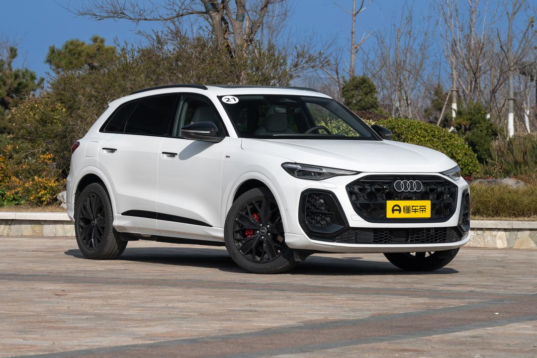 Audi Q5L 2026, фото 3
