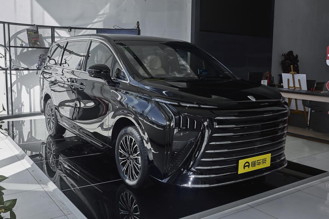 Dongfeng Starlight V9 2026, фото 3