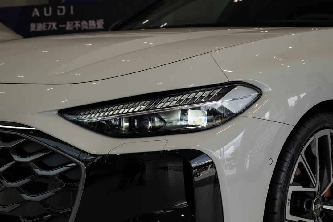 Audi A5L Sportback 2026, фото 14