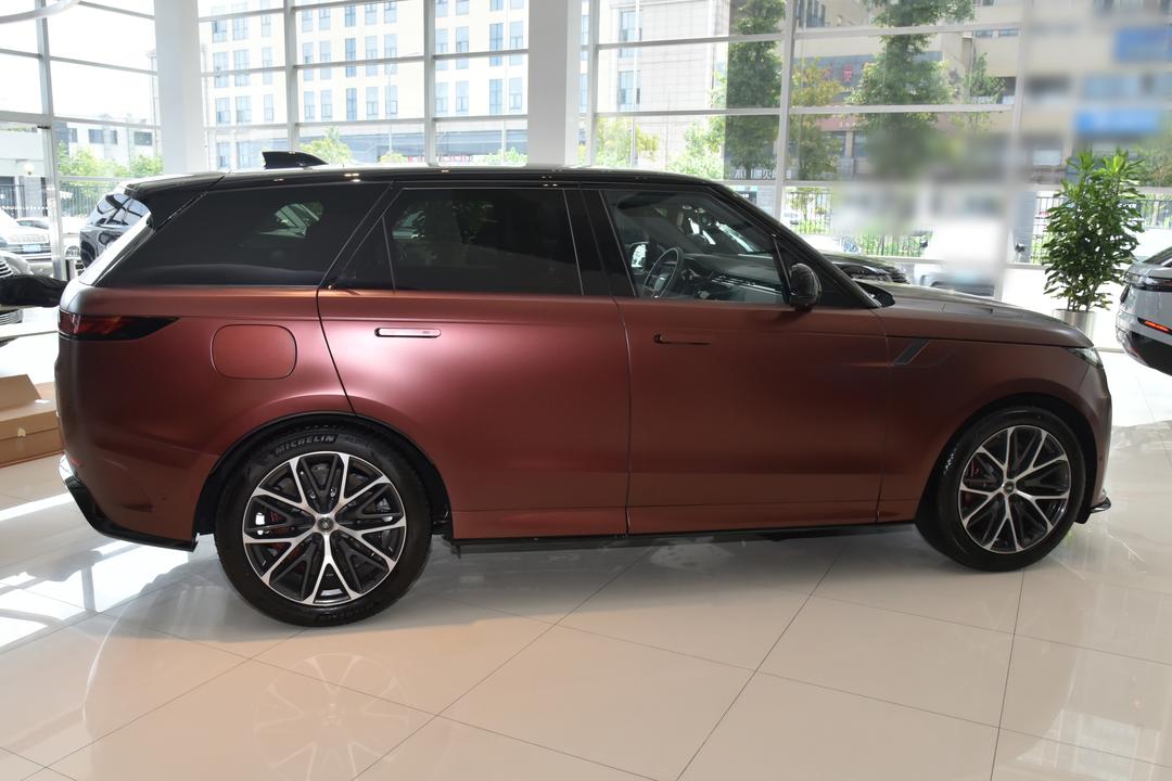 Land Rover Range Rover Sport 2026, фото 8