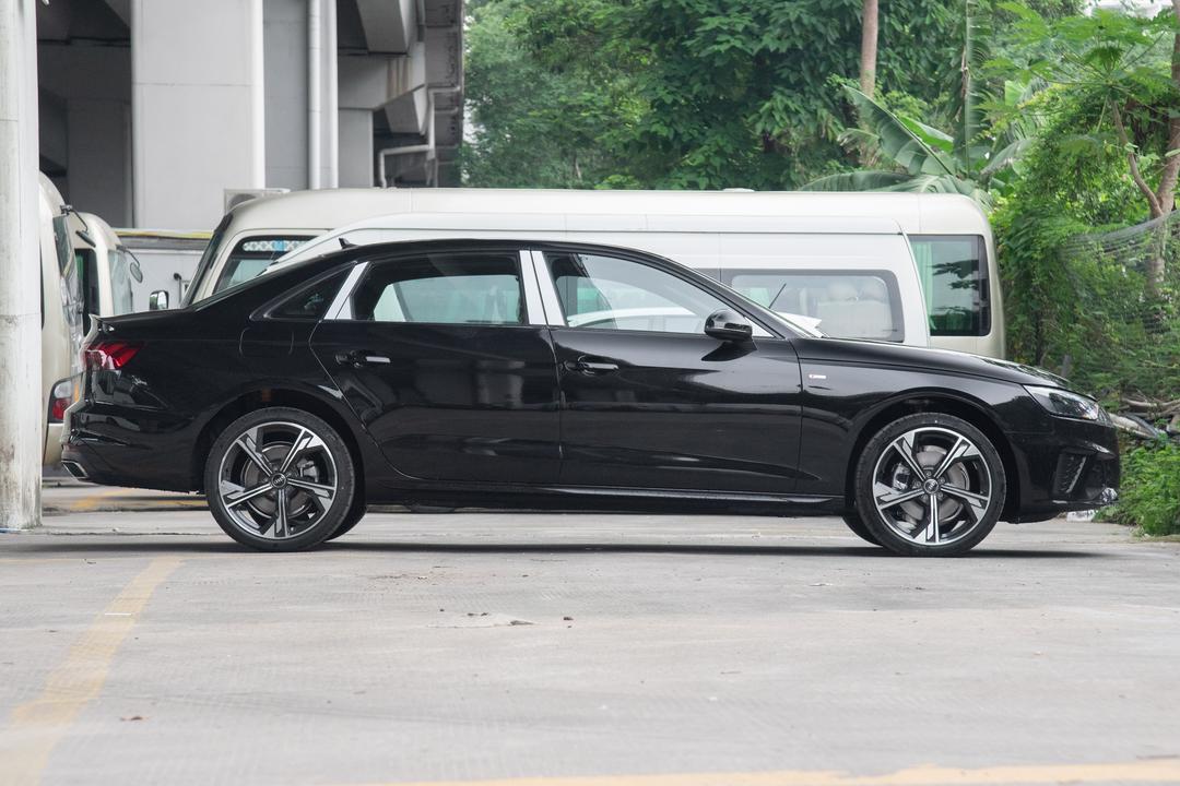 Audi A4L 2026, фото 8