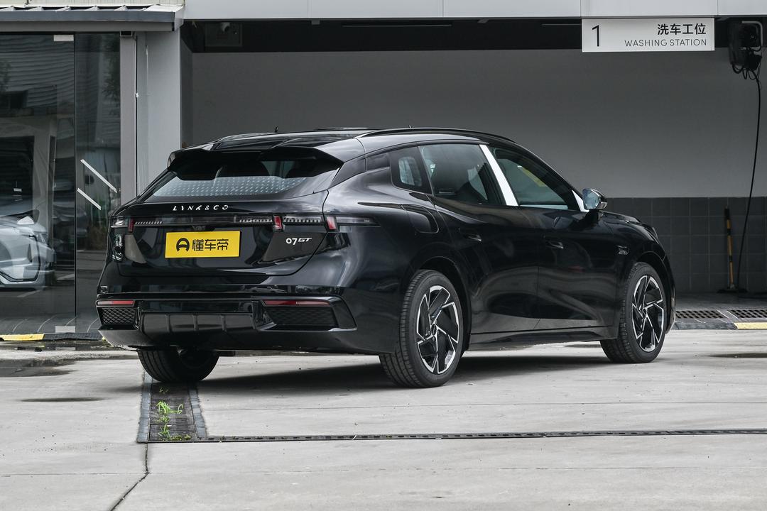 Lynk & Co 07GT 2026, фото 7