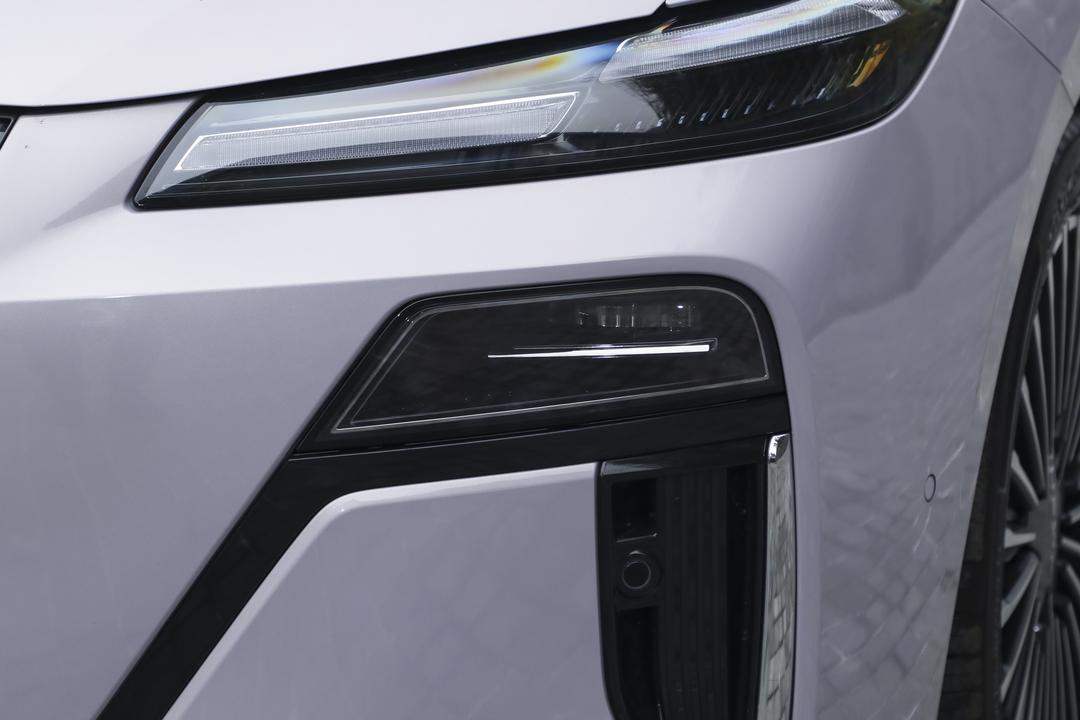 Roewe M7 DMH 2026, фото 13