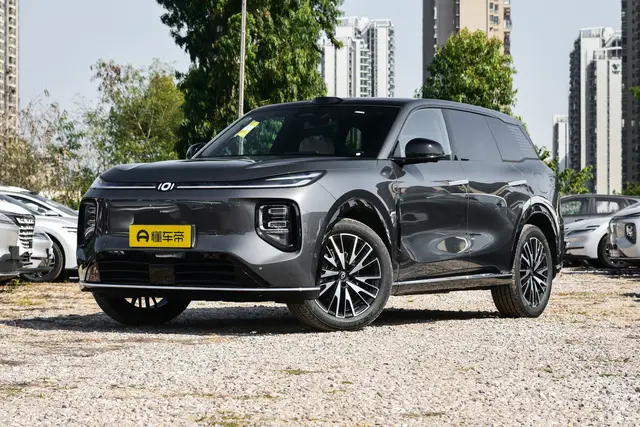 Changan Qiyuan Q07 2026 — купить из Китая под заказ