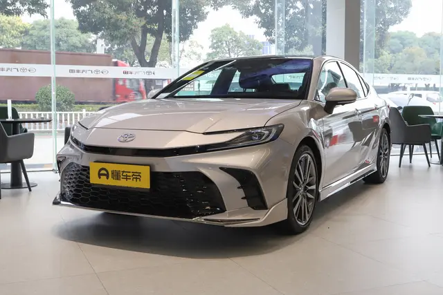 Toyota Camry 2026 — купить из Китая под заказ