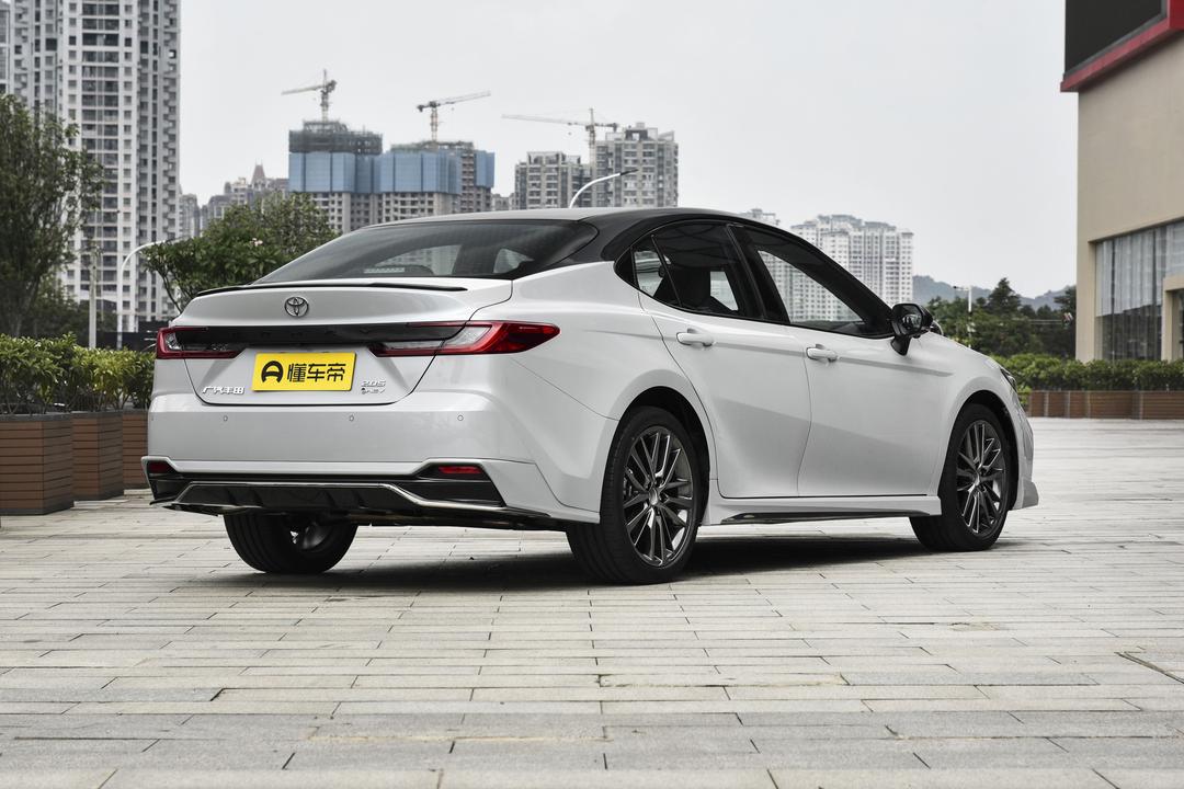 Toyota Camry 2026, фото 7