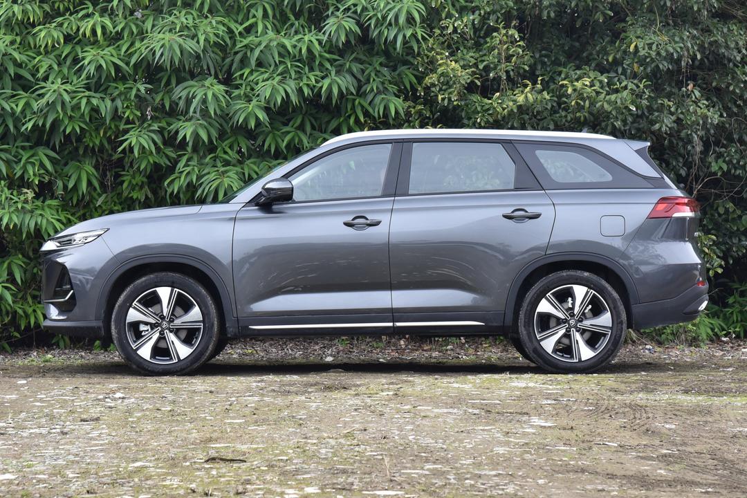 Changan CS75 2026, фото 4