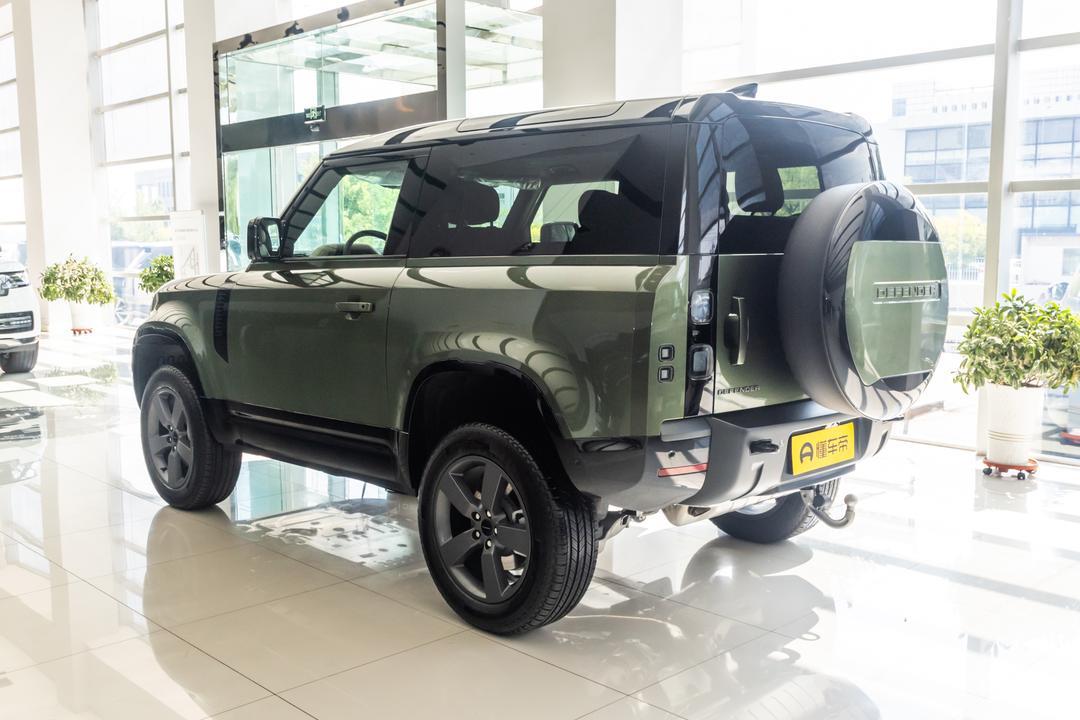Land Rover Defender 2026, фото 5