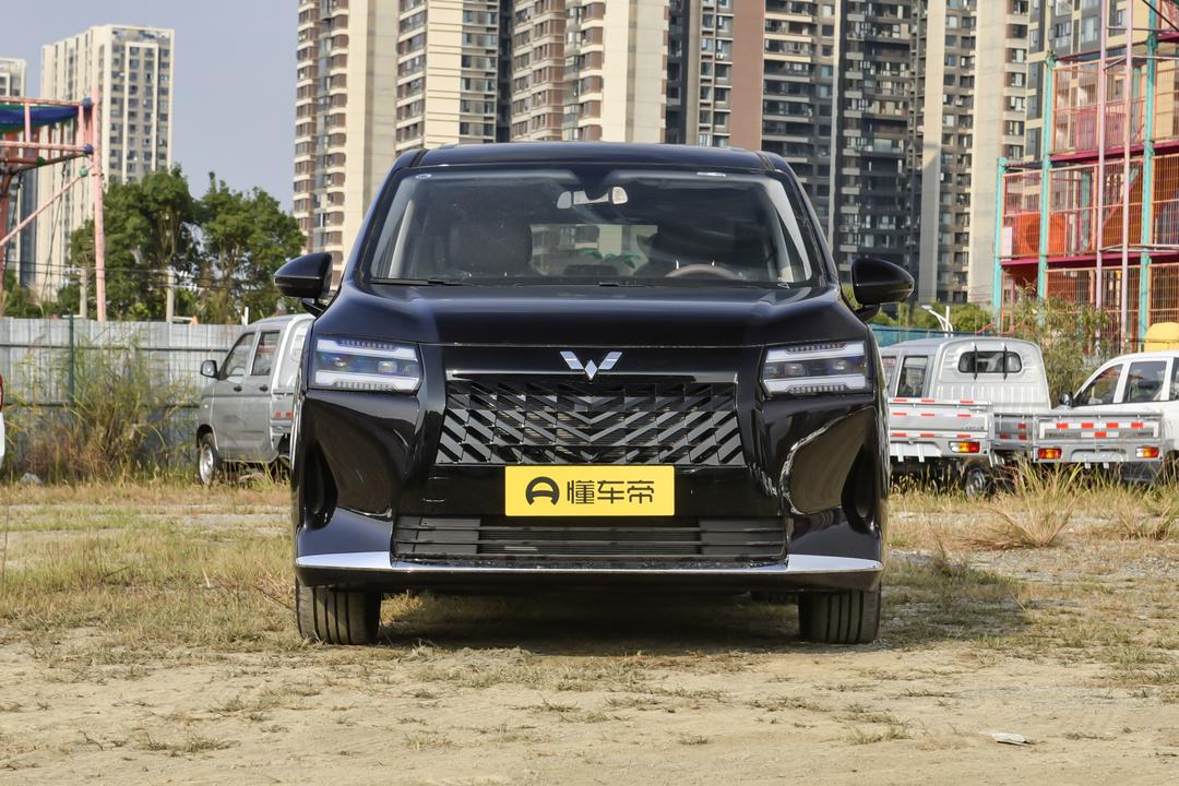 Wuling Starlight 730 PHEV 2026, фото 2