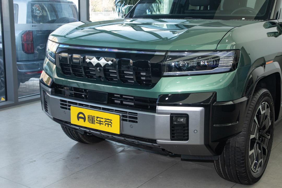 BYD Fangchengbao Leopard 8 2026, фото 8