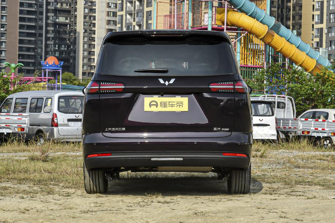 Wuling Starlight 730 PHEV 2026, фото 6