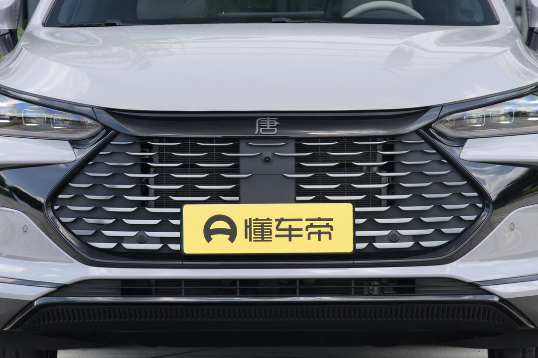 BYD Tang DM 2026, фото 10