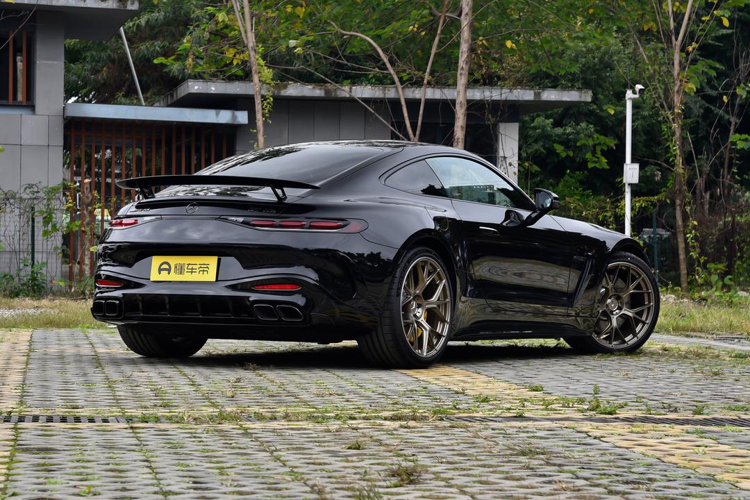 Mercedes-Benz AMG GT 2026, фото 7